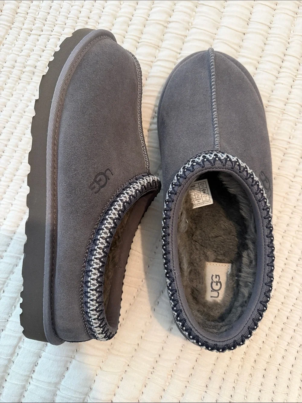 UGG Tasman II Gray Suede Slip-Ons Slippers size 9
